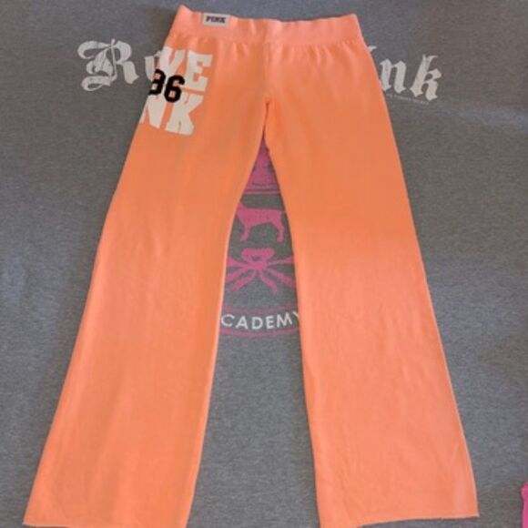 NWT Victoria’s Secret PINK 2011 Cotton Vintage Flare Sweatpants LOVE PINK 1986 - Picture 3 of 12